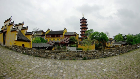 132435158_131n.jpg